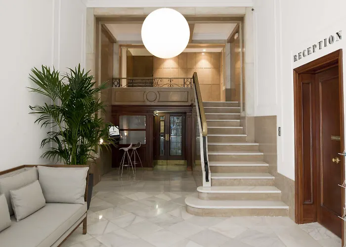 Eric Voekel Boutique s - Gran Via Suites